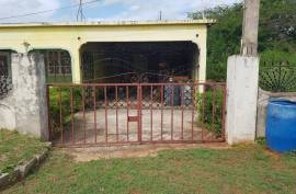 3 Bedrooms 1 Bathrooms, House for Sale in Spanish Town