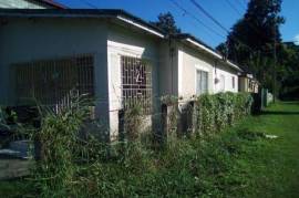 3 Bedrooms 2 Bathrooms, House for Sale in Port Antonio