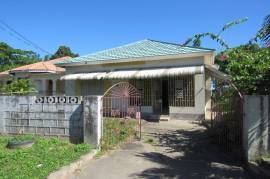 4 Bedrooms 2 Bathrooms, House for Sale in Port Morant