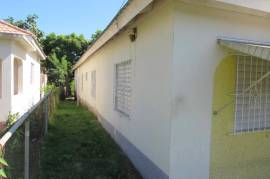 4 Bedrooms 2 Bathrooms, House for Sale in Port Morant