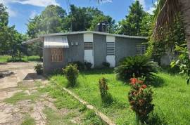 3 Bedrooms 2 Bathrooms, House for Sale in Spanish Town