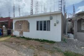 2 Bedrooms 2 Bathrooms, House for Sale in Greater Portmore