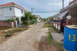 2 Bedrooms 2 Bathrooms, House for Sale in Greater Portmore