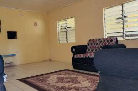 4 Bedrooms 1 Bathrooms, House for Sale in May Pen