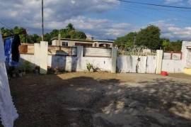 5 Bedrooms 3 Bathrooms, House for Foreclosure in Spanish Town