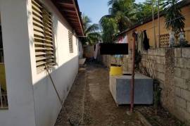 5 Bedrooms 3 Bathrooms, House for Foreclosure in Spanish Town