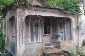 3 Bedrooms 1 Bathrooms, House for Sale in Moneague