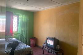 3 Bedrooms 2 Bathrooms, House for Sale in Kingston 20