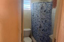 3 Bedrooms 2 Bathrooms, House for Sale in Kingston 20