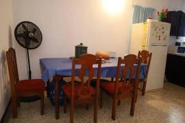 3 Bedrooms 2 Bathrooms, House for Sale in May Pen