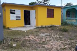 2 Bedrooms 1 Bathrooms, House for Sale in May Pen