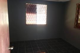 2 Bedrooms 1 Bathrooms, House for Sale in May Pen