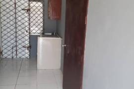 2 Bedrooms 1 Bathrooms, House for Sale in May Pen