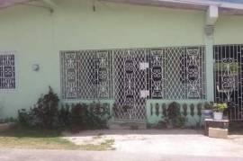 4 Bedrooms 1 Bathrooms, House for Sale in Spanish Town