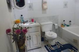 3 Bedrooms 3 Bathrooms, House for Sale in May Pen