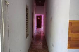 3 Bedrooms 2 Bathrooms, House for Sale in Spanish Town