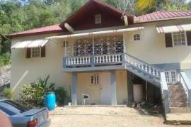 4 Bedrooms 3 Bathrooms, House for Sale in Duncans