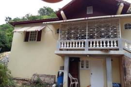 4 Bedrooms 3 Bathrooms, House for Sale in Duncans