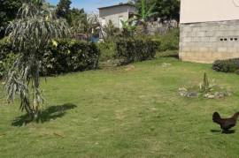 3 Bedrooms 1 Bathrooms, House for Sale in Labryrinth