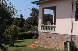 3 Bedrooms 1 Bathrooms, House for Sale in Labryrinth