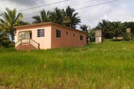 2 Bedrooms 2 Bathrooms, House for Sale in Knockpatrick