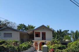 4 Bedrooms 3 Bathrooms, House for Sale in Browns Town