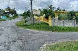 3 Bedrooms 2 Bathrooms, House for Sale in Morant Bay