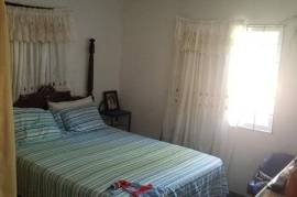 3 Bedrooms 2 Bathrooms, House for Sale in Greater Portmore