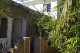 3 Bedrooms 2 Bathrooms, House for Sale in Greater Portmore