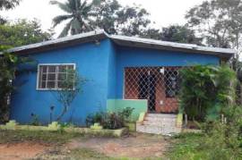 3 Bedrooms 1 Bathrooms, House for Sale in Linstead