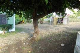 3 Bedrooms 2 Bathrooms, House for Sale in Morant Bay