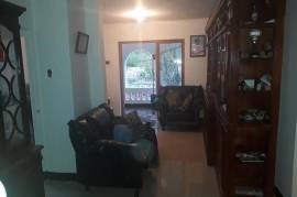 3 Bedrooms 2 Bathrooms, House for Sale in Kingston 2