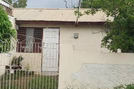 3 Bedrooms 1 Bathrooms, House for Sale in Greater Portmore