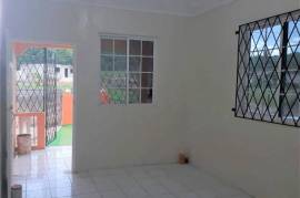 2 Bedrooms 1 Bathrooms, House for Sale in Spur Tree