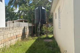 2 Bedrooms 1 Bathrooms, House for Sale in Spanish Town