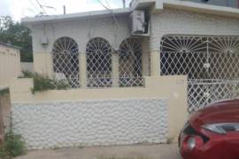 2 Bedrooms 1 Bathrooms, House for Sale in Greater Portmore