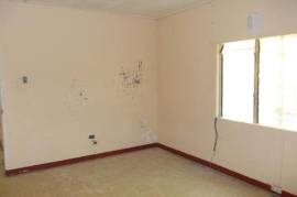 3 Bedrooms 2 Bathrooms, House for Sale in Morant Bay