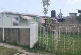 2 Bedrooms 1 Bathrooms, House for Sale in Spanish Town