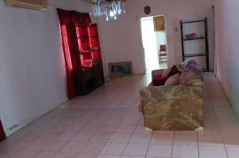 3 Bedrooms 2 Bathrooms, House for Sale in May Pen