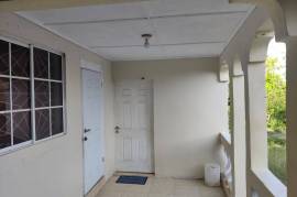 2 Bedrooms 1 Bathrooms, House for Sale in May Pen