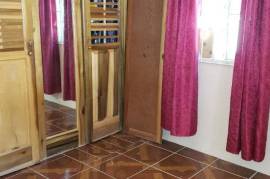 2 Bedrooms 1 Bathrooms, House for Sale in May Pen