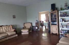 3 Bedrooms 2 Bathrooms, House for Sale in Balaclava