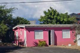 2 Bedrooms 1 Bathrooms, House for Private in Greater Portmore