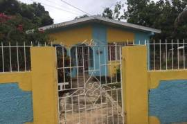 2 Bedrooms 1 Bathrooms, House for Sale in May Pen