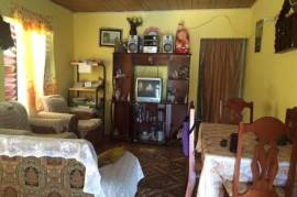 2 Bedrooms 1 Bathrooms, House for Sale in May Pen