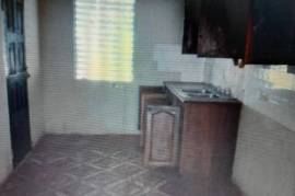 3 Bedrooms 2 Bathrooms, House for Sale in May Pen