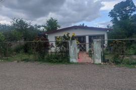 2 Bedrooms 1 Bathrooms, House for Sale in Denbigh