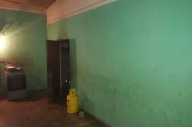 3 Bedrooms 2 Bathrooms, House for Sale in May Pen