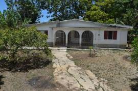 4 Bedrooms 3 Bathrooms, House for Sale in Montego Bay