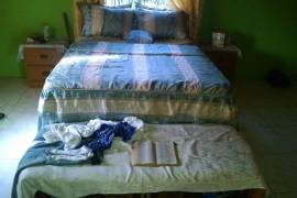 2 Bedrooms 1 Bathrooms, House for Sale in May Pen